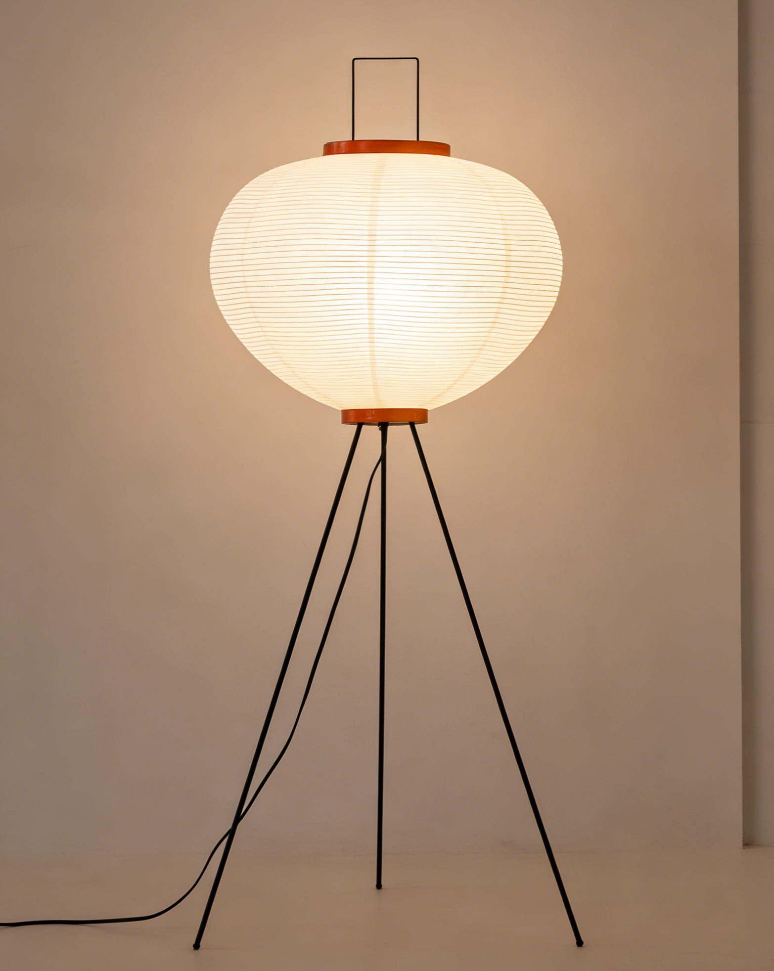 Yūgen Rice Paper Floor Lamp